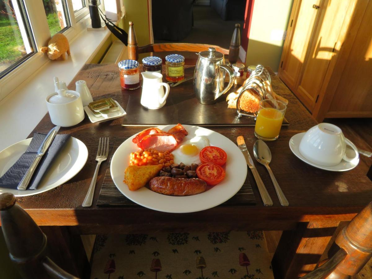 Acer Lodge Bed & Breakfast Mundford Exteriör bild